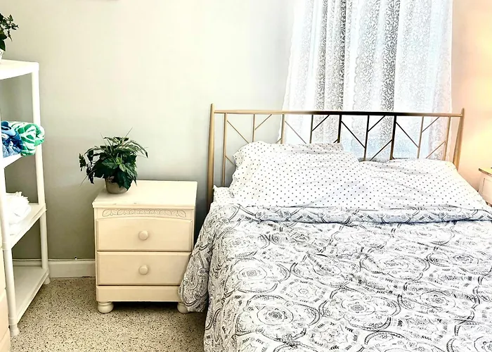 1br Hidden Coastal Retreat 3 3mins To Apartment *